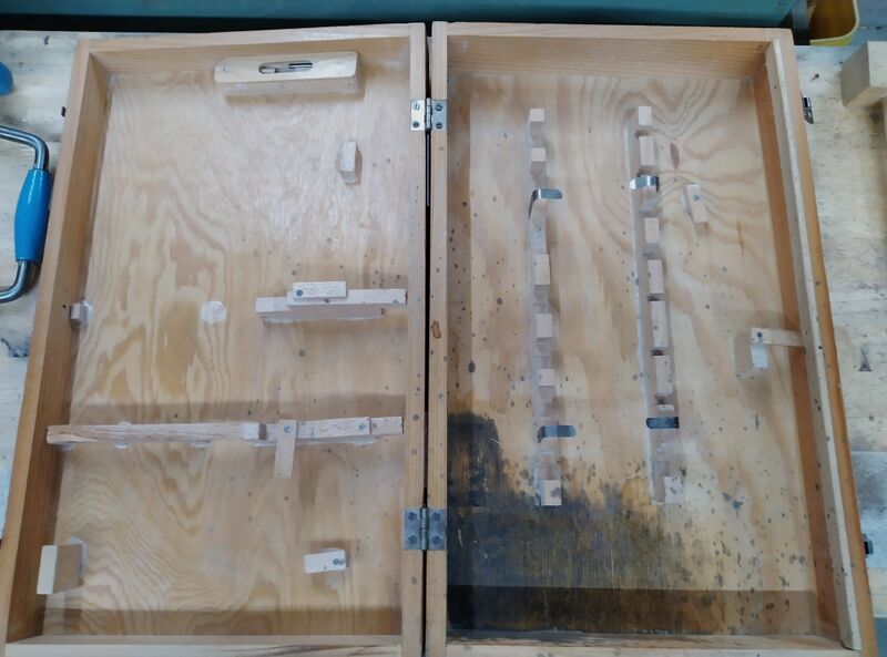 File:Handy Andy Tool Chest 07.jpg